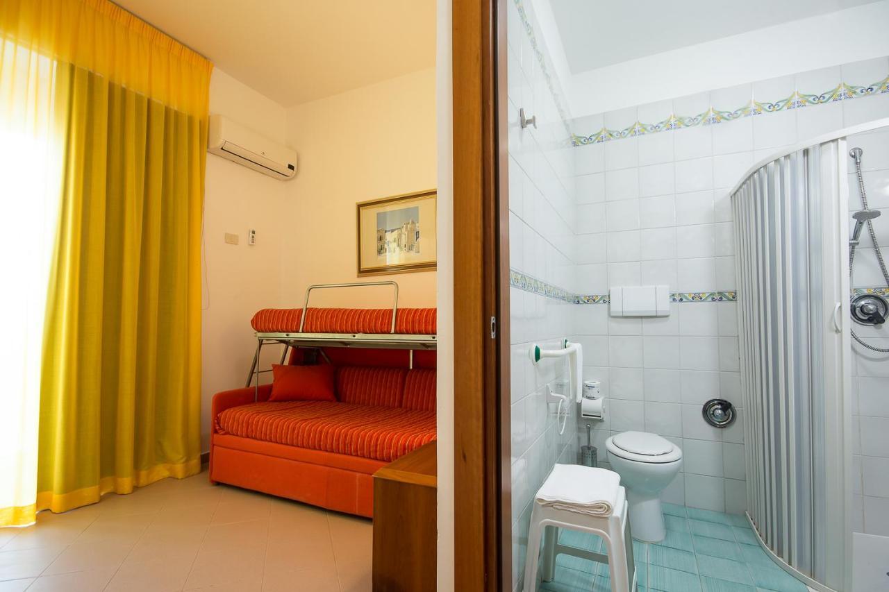 Hotel Sole San Menaio Esterno foto