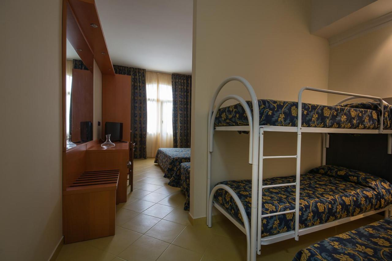 Hotel Sole San Menaio Esterno foto