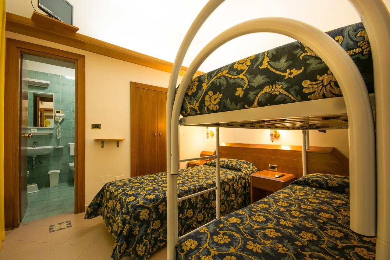 Hotel Sole San Menaio Esterno foto