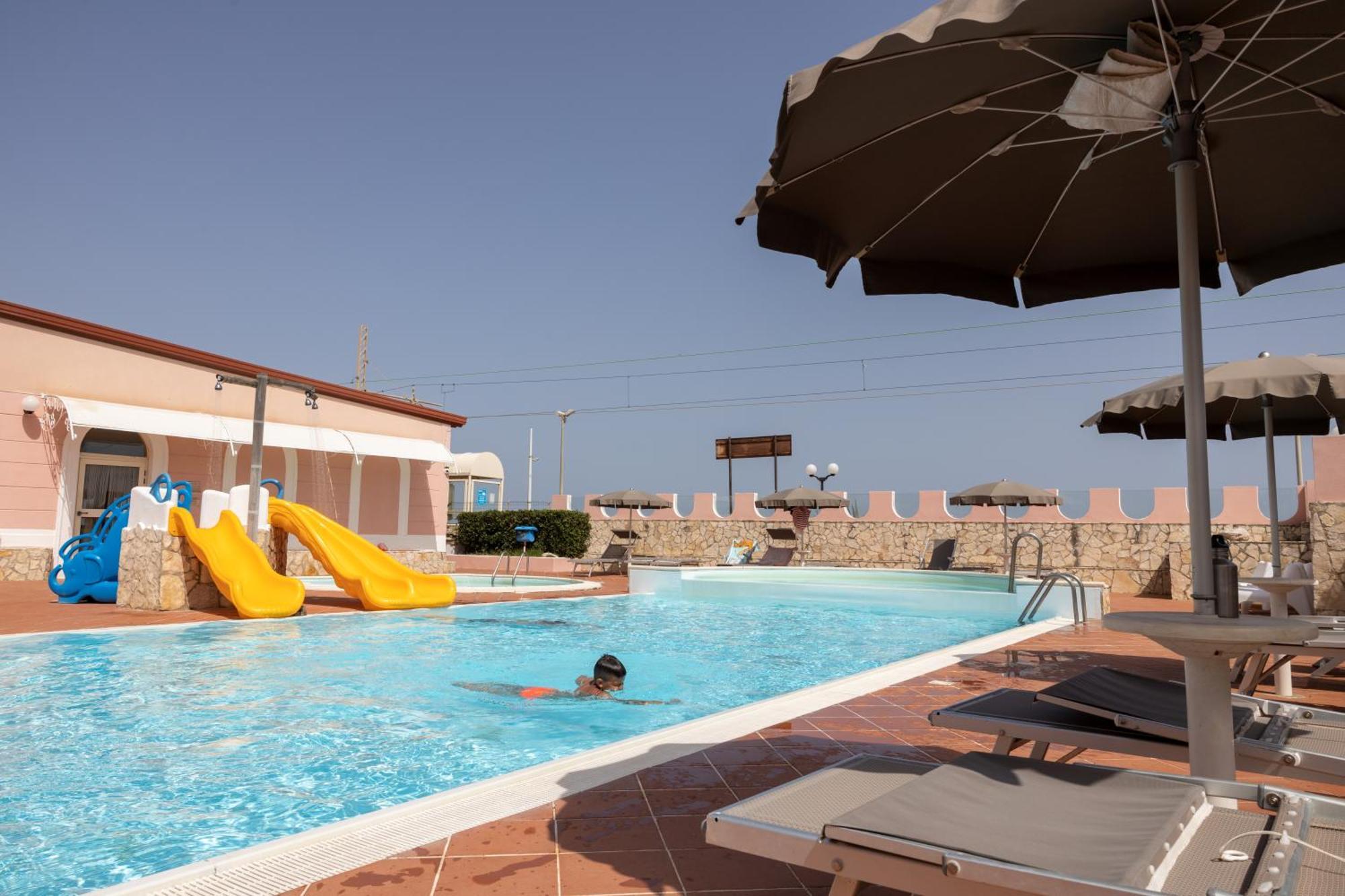 Hotel Sole San Menaio Esterno foto